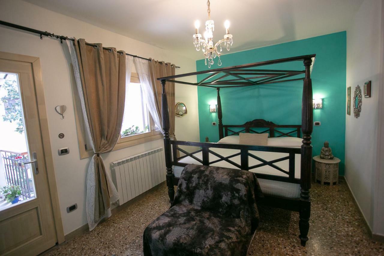 B&B La Corte Кьоджа Экстерьер фото