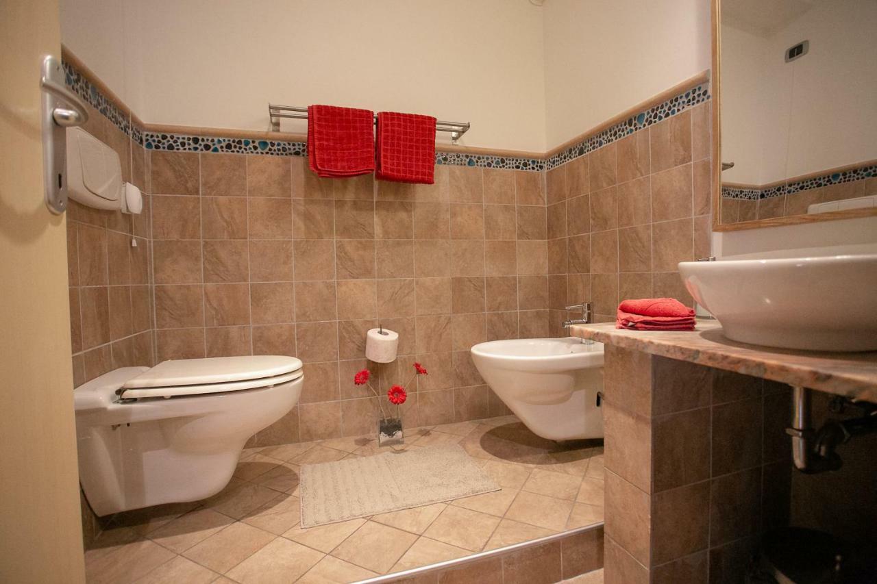 B&B La Corte Кьоджа Экстерьер фото